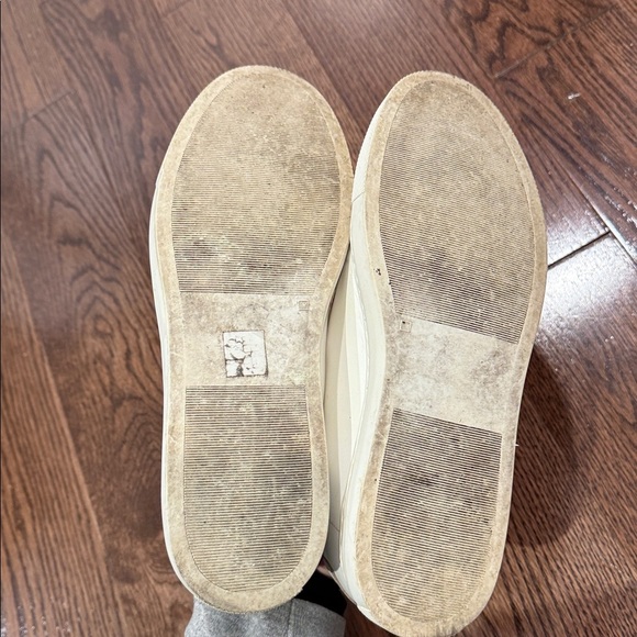 Oliver Cabell Women’s Low Classic White Sneakers - Picture 6 of 6